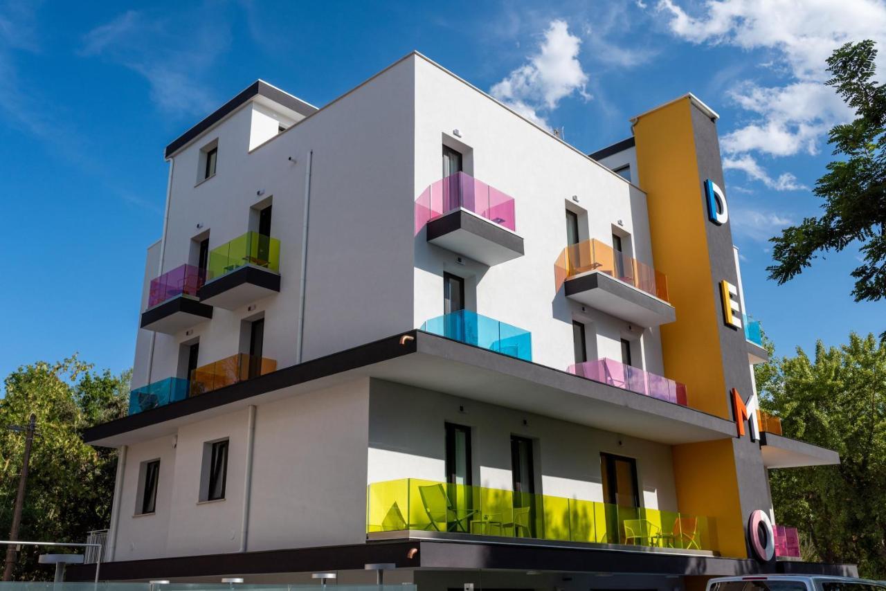Demo Hotel Design Emotion Римини Екстериор снимка