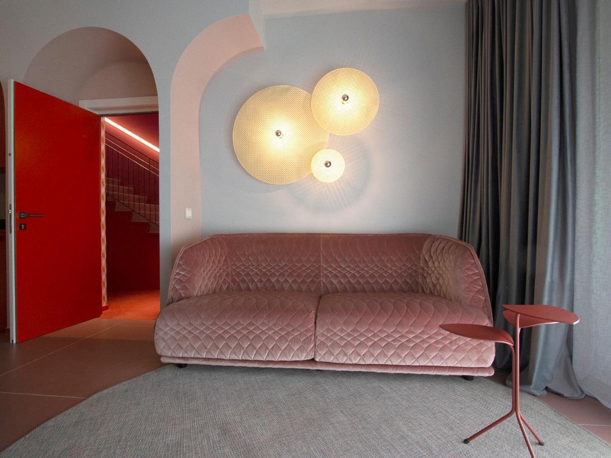 Demo Hotel Design Emotion Римини Екстериор снимка