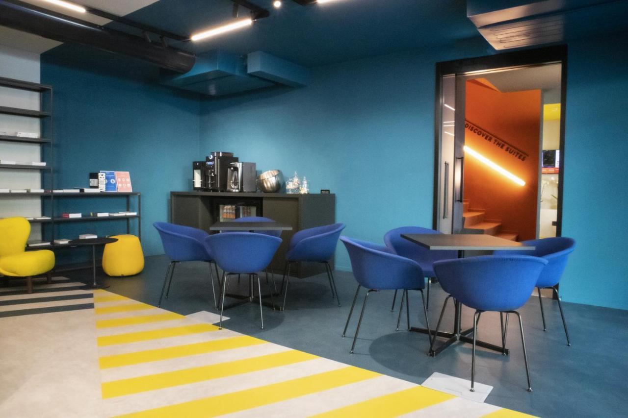 Demo Hotel Design Emotion Римини Екстериор снимка