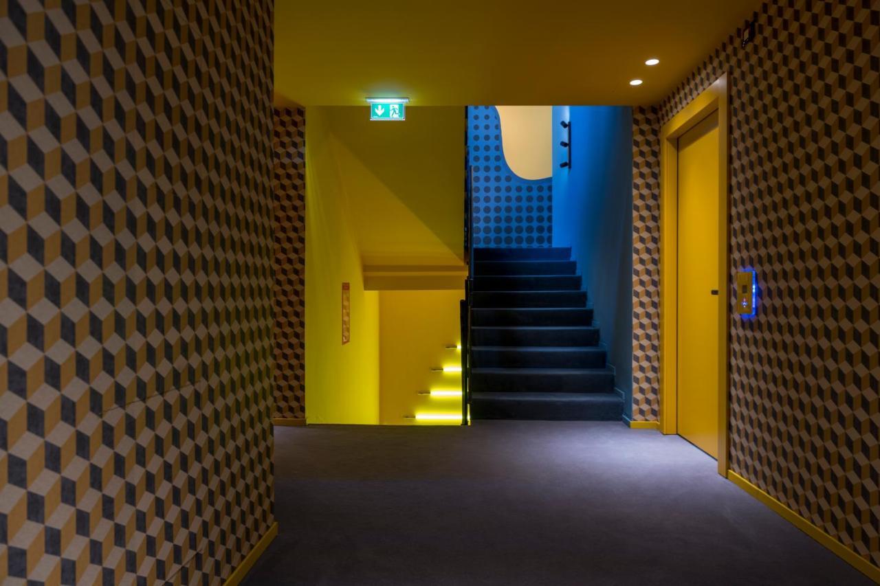 Demo Hotel Design Emotion Римини Екстериор снимка