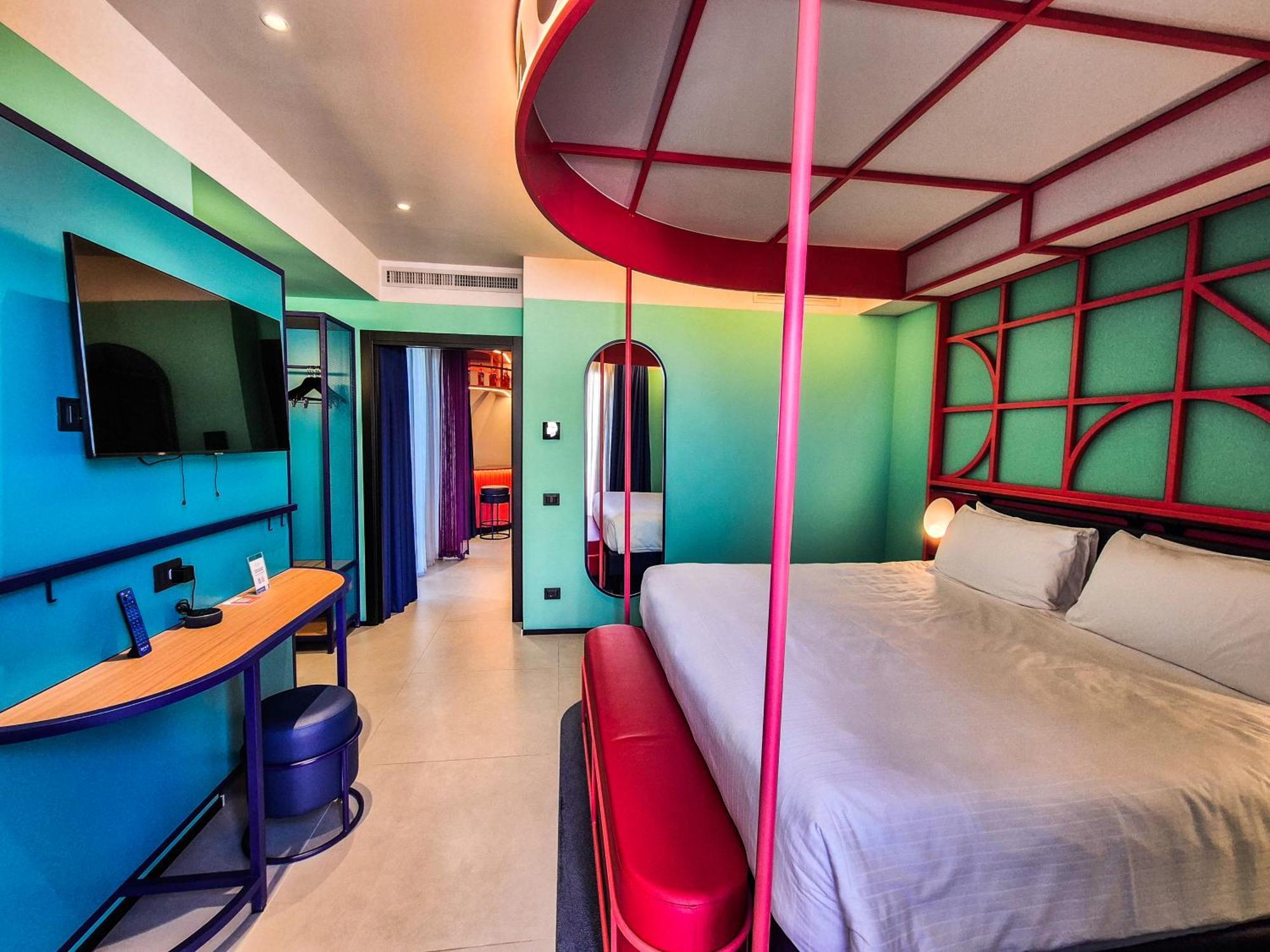 Demo Hotel Design Emotion Римини Екстериор снимка